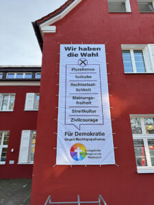 Demokratie Banner Aktion Oswald Weilimdorf, Foto Schöffner